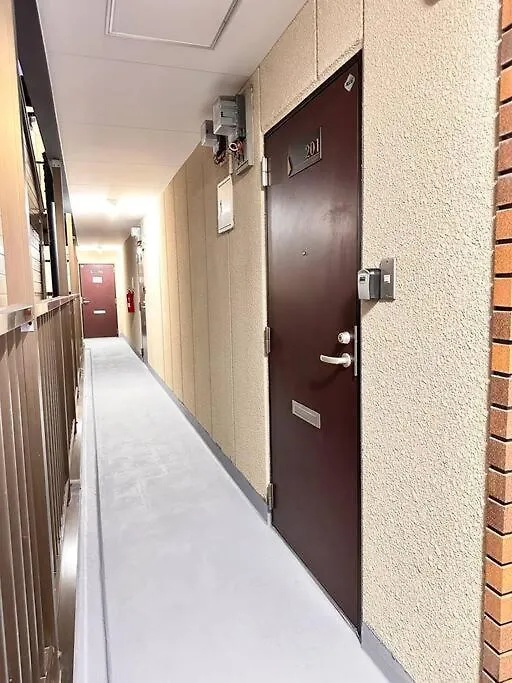 301号室駅2分格安和室民泊専用ミニキッチンとバスルーム付きアクセス抜群 Διαμέρισμα Οσάκα 0*,  Ιαπωνία